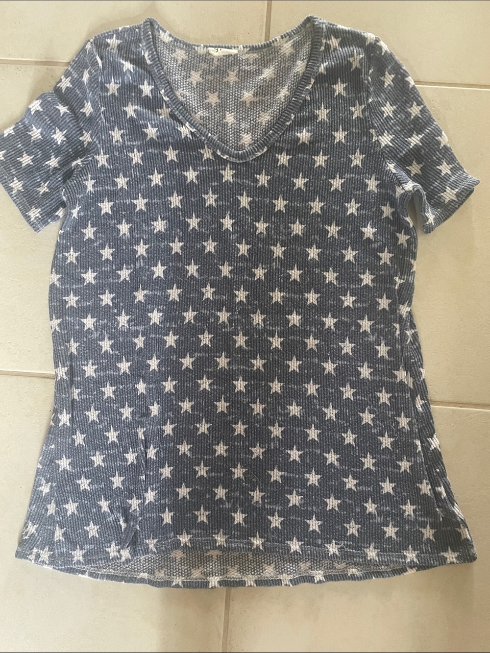 BiBi Blue Star-Print Short Sleeve V-Neck Top